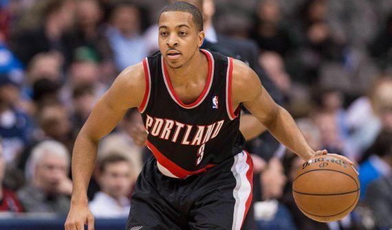 暗示自信但 暗示自信但