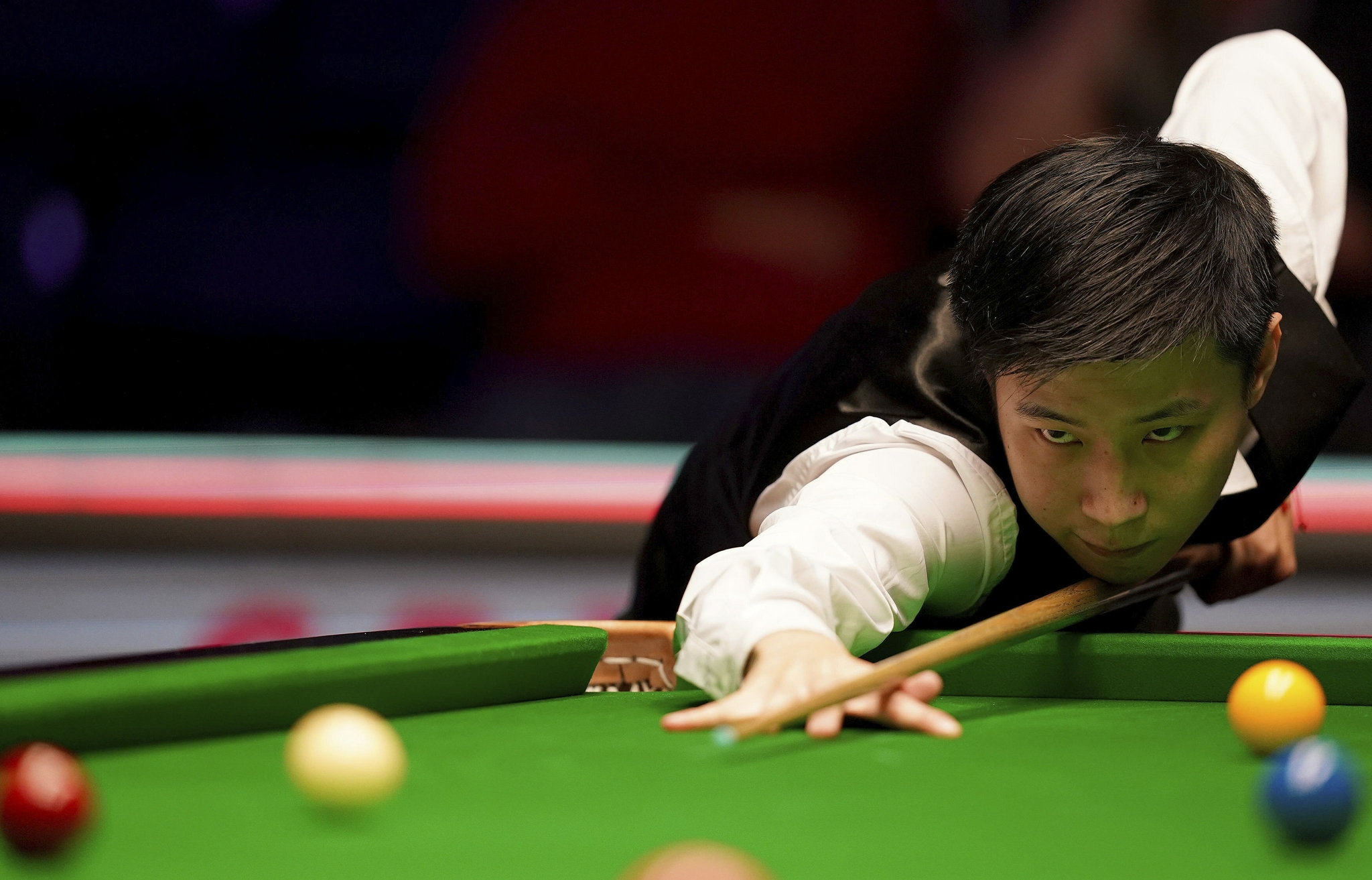 雪上加霜的 雪上加霜的